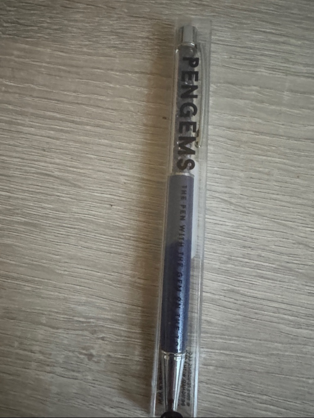 Pen gems New in original packaging 5 Pens  with refills and a pen case - Picture 7 of 12